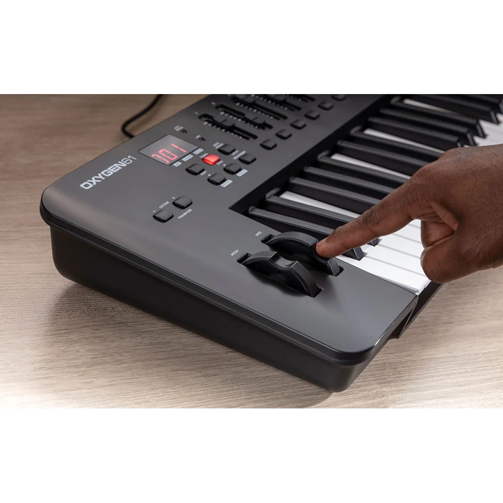 M-Audio Oxygen MKV USB-MIDI Connected Keyboard Controller Pads/Pots/Fader 61 Key - Image 4