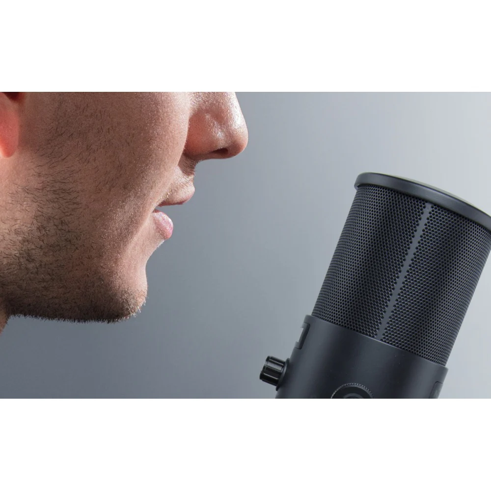 M-Audio Ubermic USB Connected Microphone with Built-In Headphone - Image 7