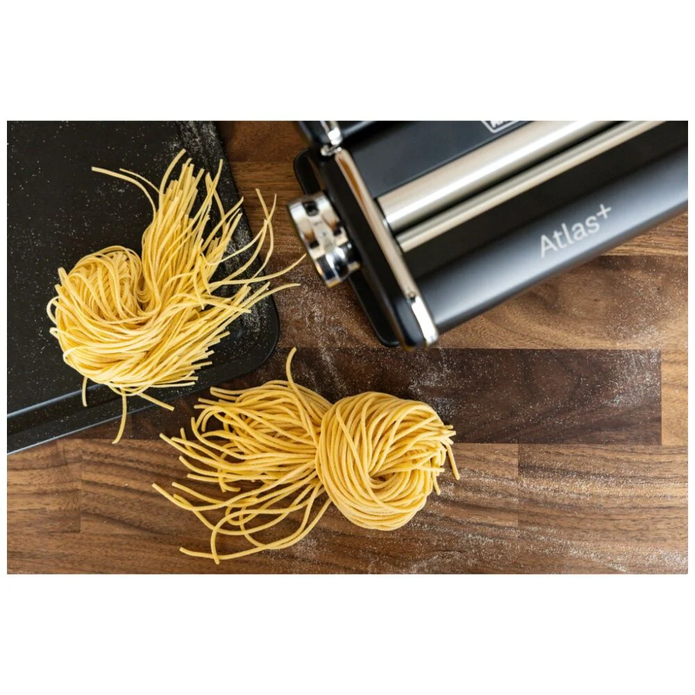 Marcato Atlas Plus Pasta Machine Stainless Steel with 4 Shape Settings (Black) - Image 4