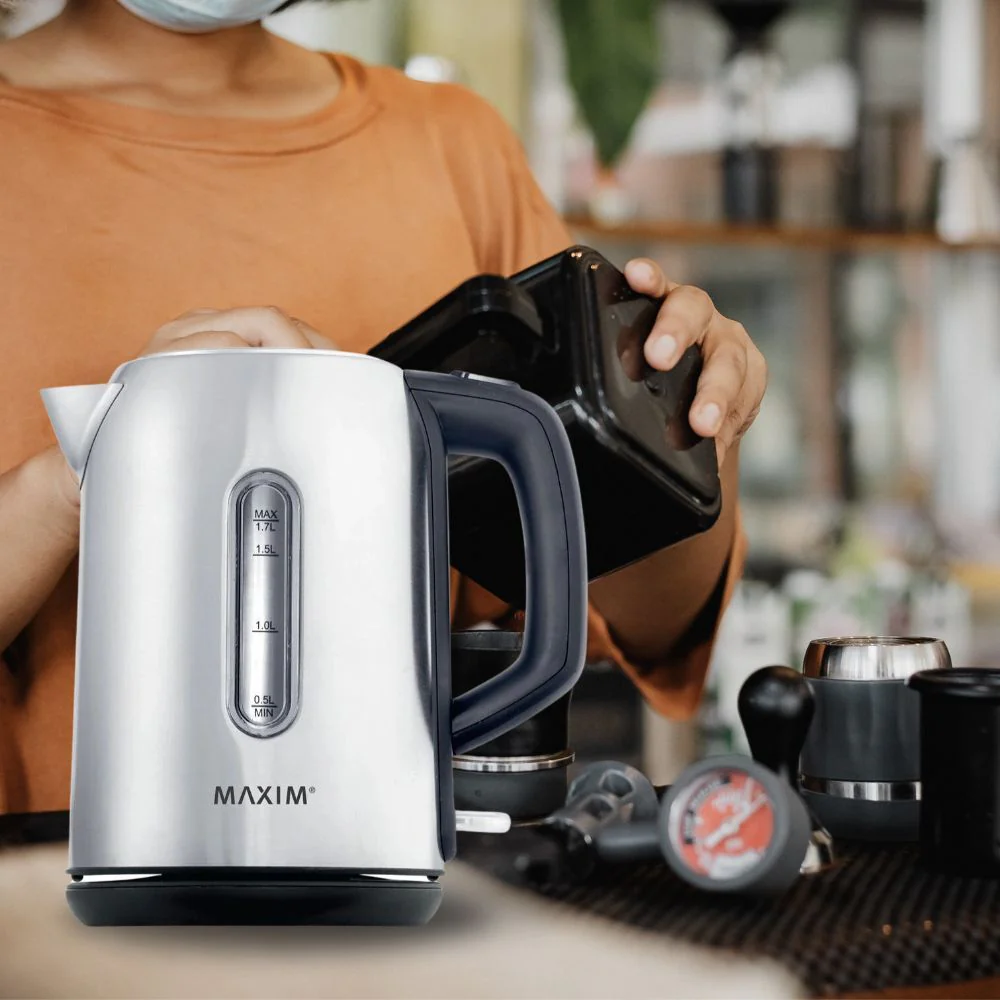 Maxim Kettle Brushed Stainless Cordless 360 Degree Base 1.7L Auto Cut Out - Image 2