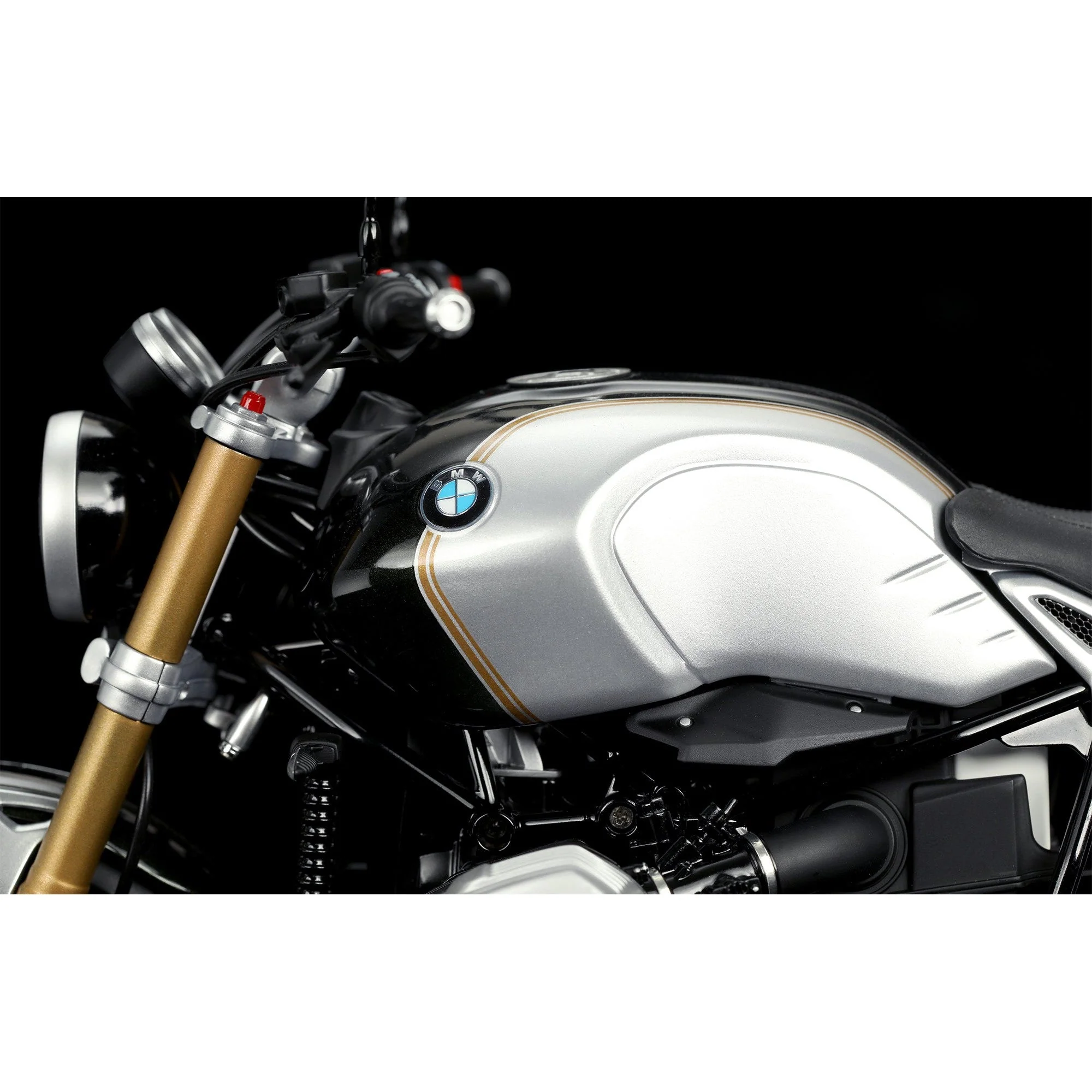 Meng 1/9 BMW R nineT Plastic Model Kit - Image 3