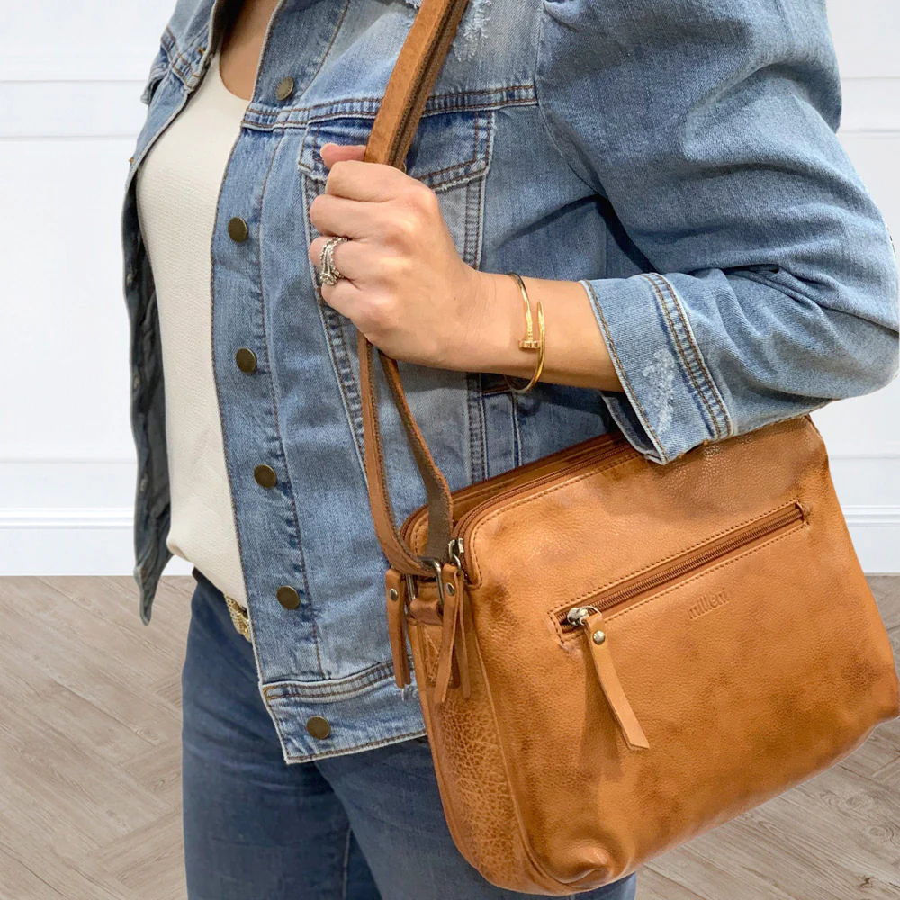 Milleni Women's Nappa Leather Shoulder Crossbody Bag 28x22cm Cognac - Image 2