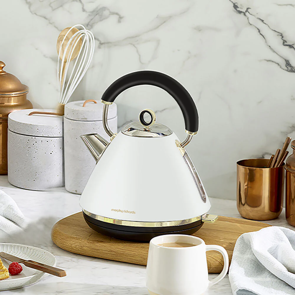 Morphy Richards Electric Ascend Traditional Pyramid Kettle (Soft Gold) - Image 5