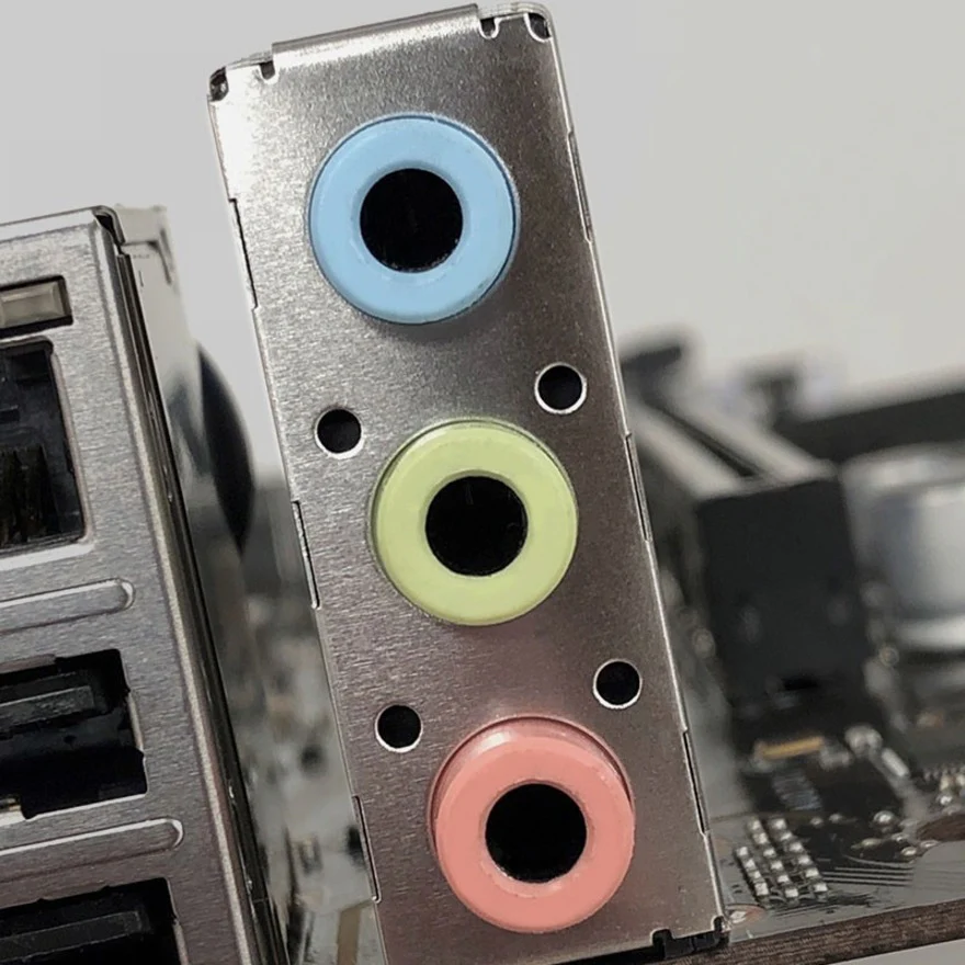 MSI B550M PRO-VDH Wi-Fi AMD B550 AM4 Desktop Motherboard - Image 8