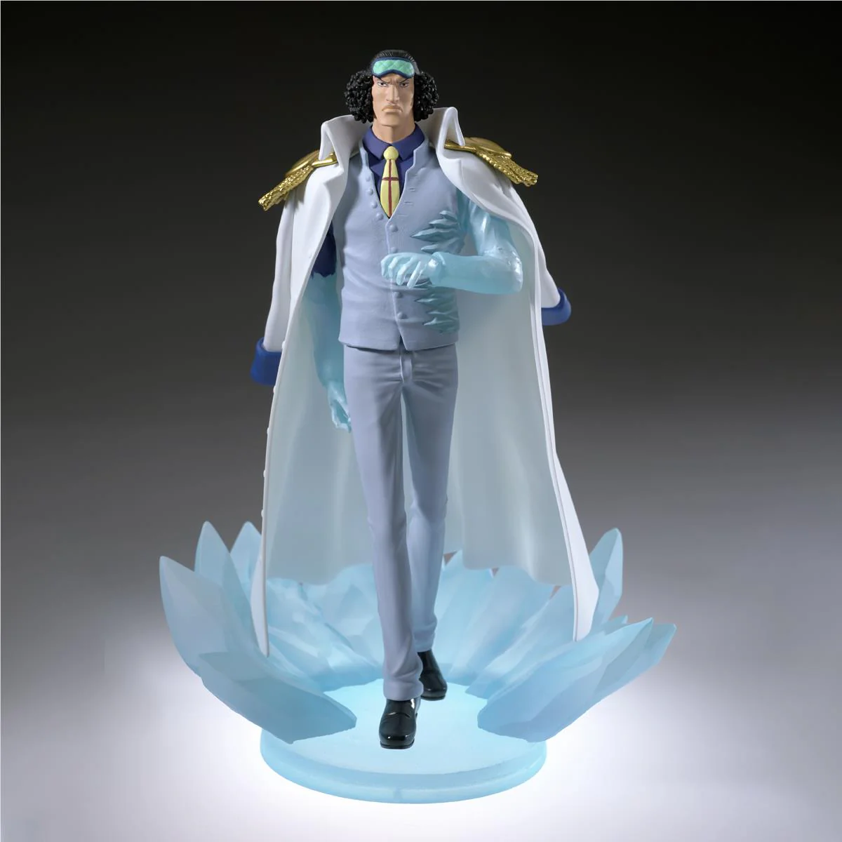 One Piece - The Shukko Logia - Kuzan Figure - Image 6
