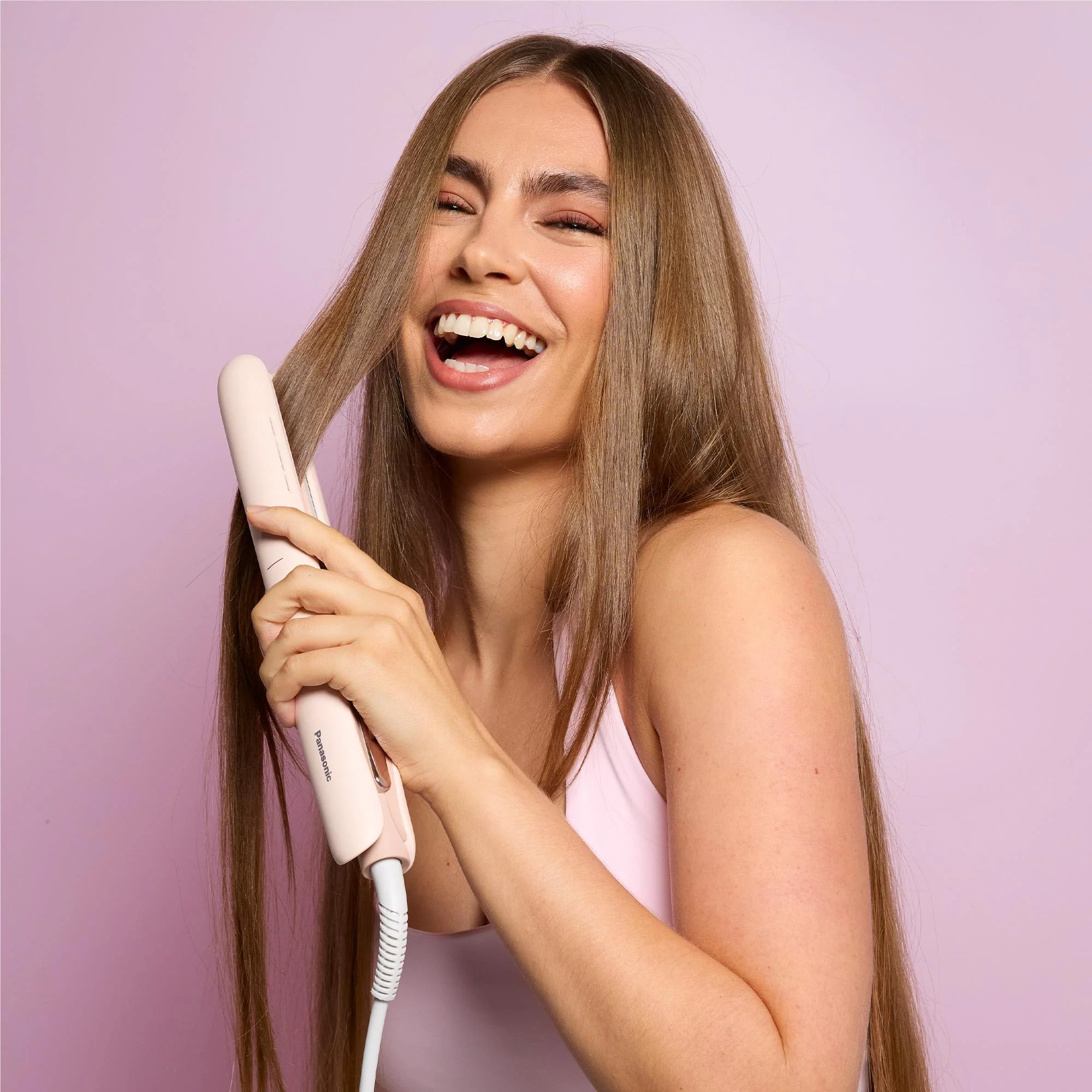 Panasonic 2-In-1 Hair Straightener and Curler (Strawberry Pink) - Image 6