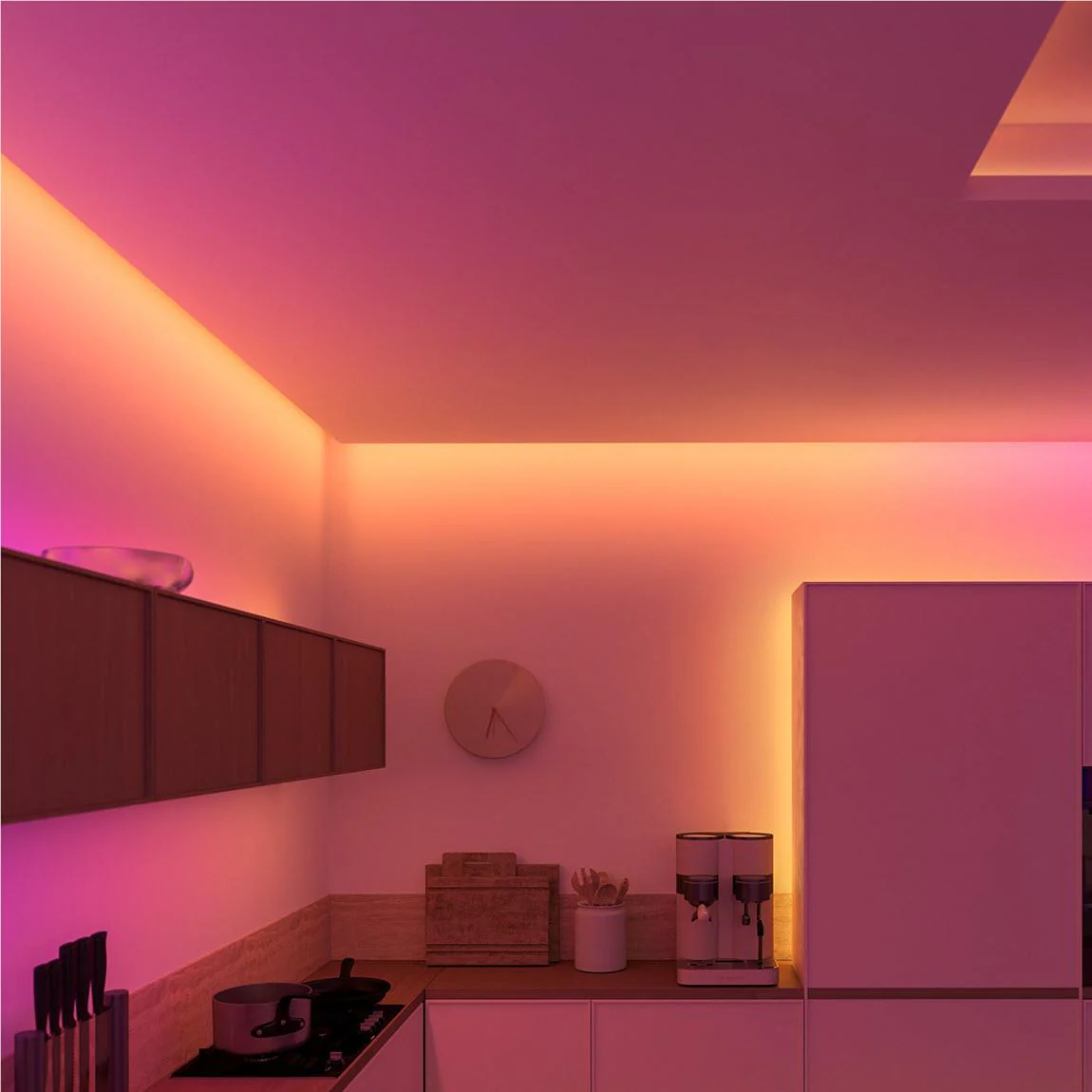 Philips Hue Flux Ultra-Bright Strip Light (3m) - Image 8