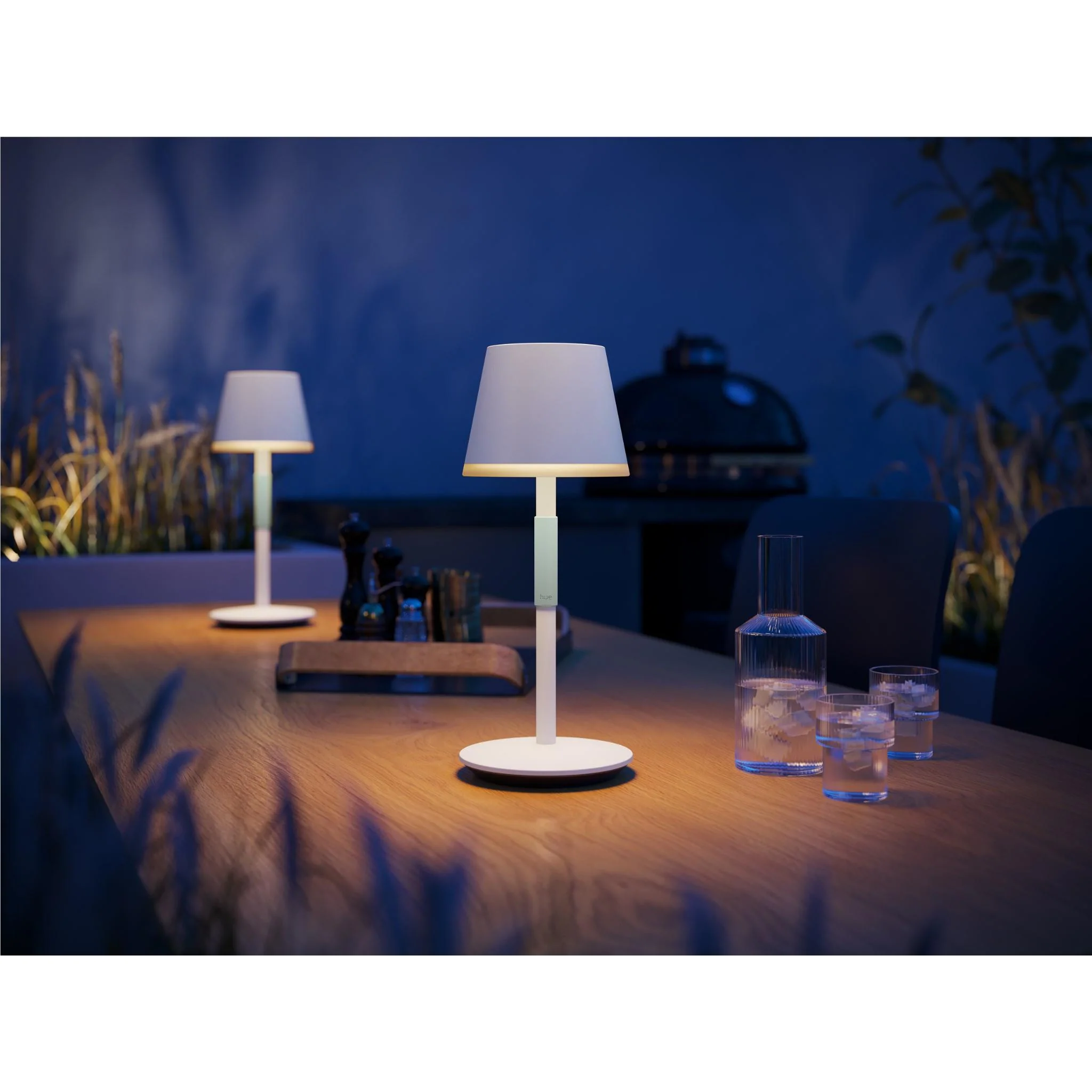 Philips Hue Go Portable Table Lamp - Image 6