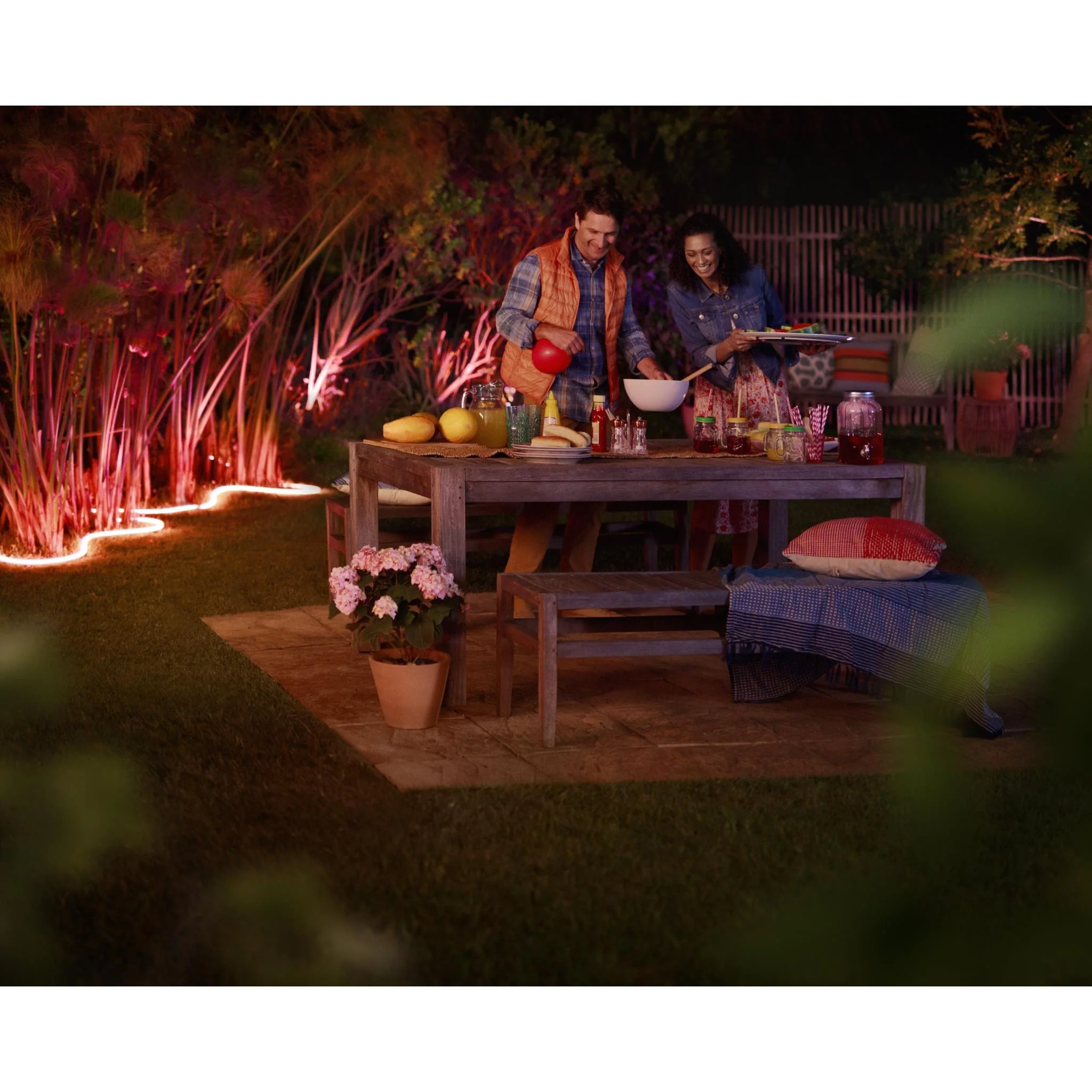 Philips Hue Outdoor Bluetooth Strip (5m) - Image 5