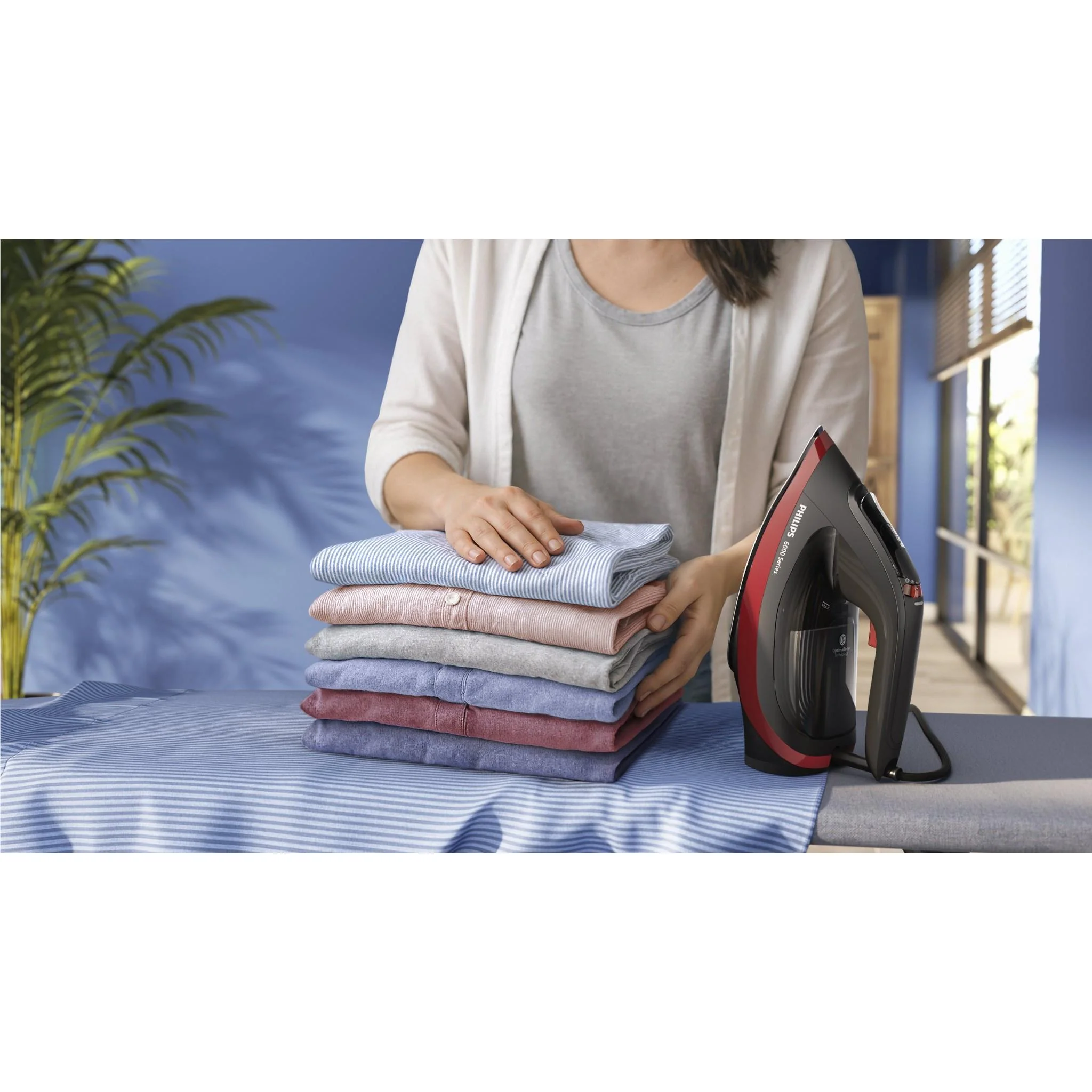 Philips OptimalTEMP 6000 Series Steam Iron (Red/Black) - Image 8