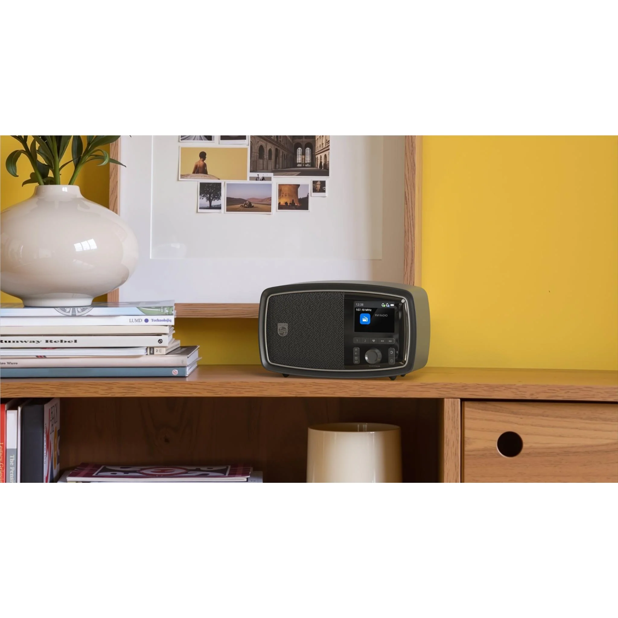 Philips TAV2000FB/00 Classic Clock Radio - Image 8