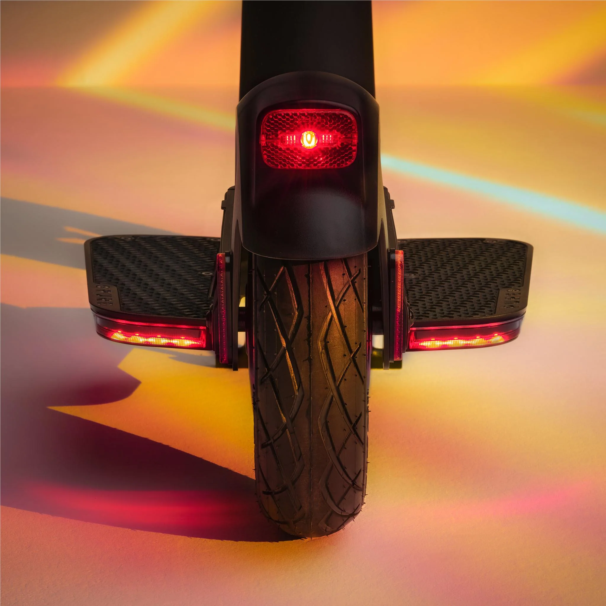 Pure Escape+  900W Electric Scooter (Black) - Image 6