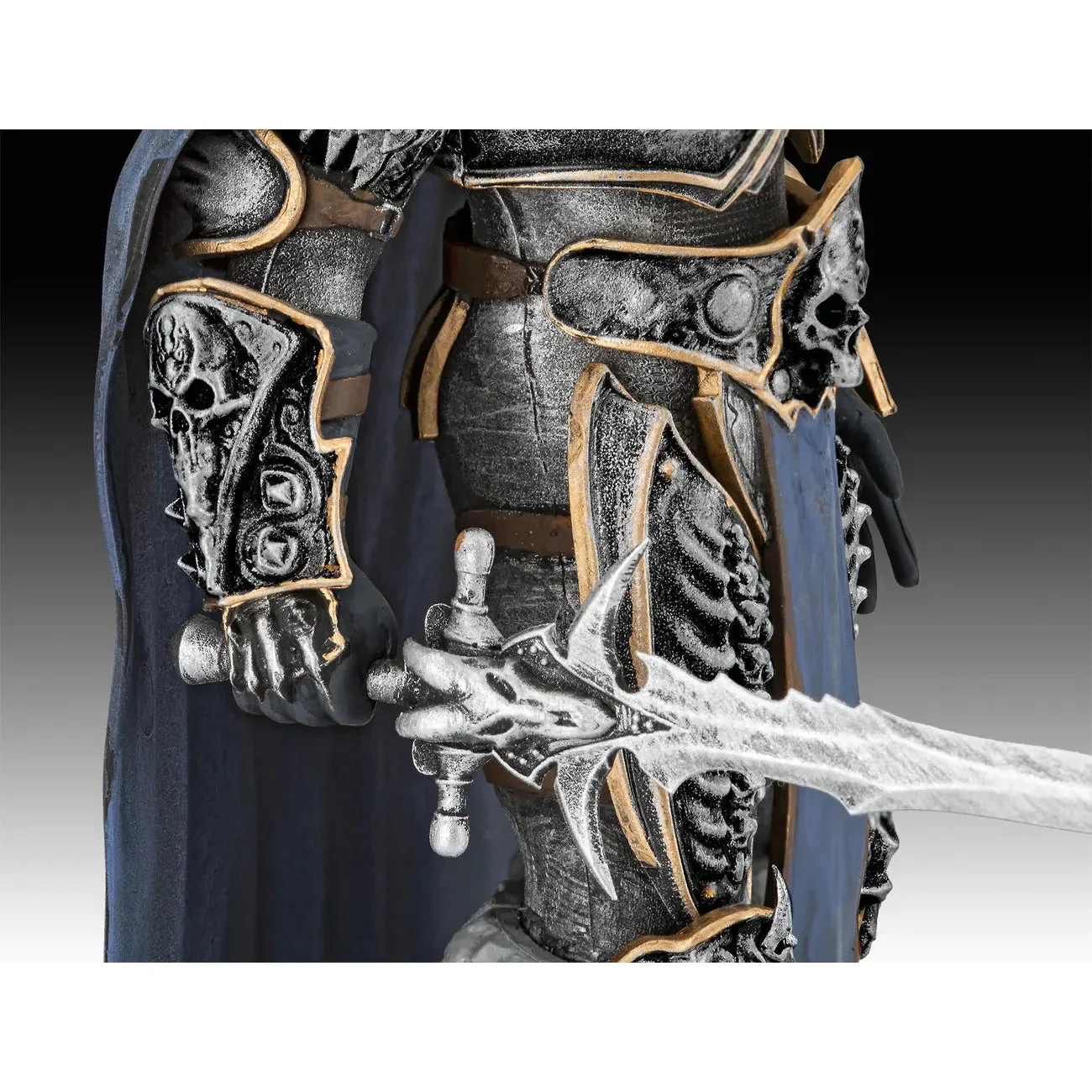 Revell 1/16 Gift Set The Lich King - World of Warcraft - Image 3