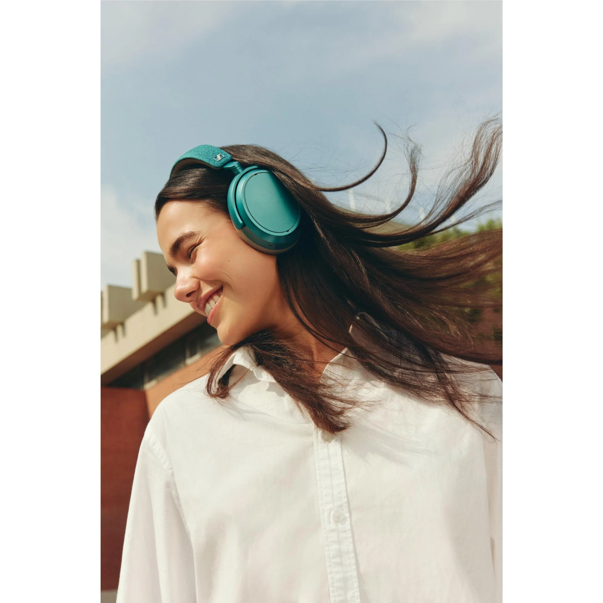 Sennheiser Momentum Wireless 4 (Teal) Over-Ear ANC Headphones - Image 7