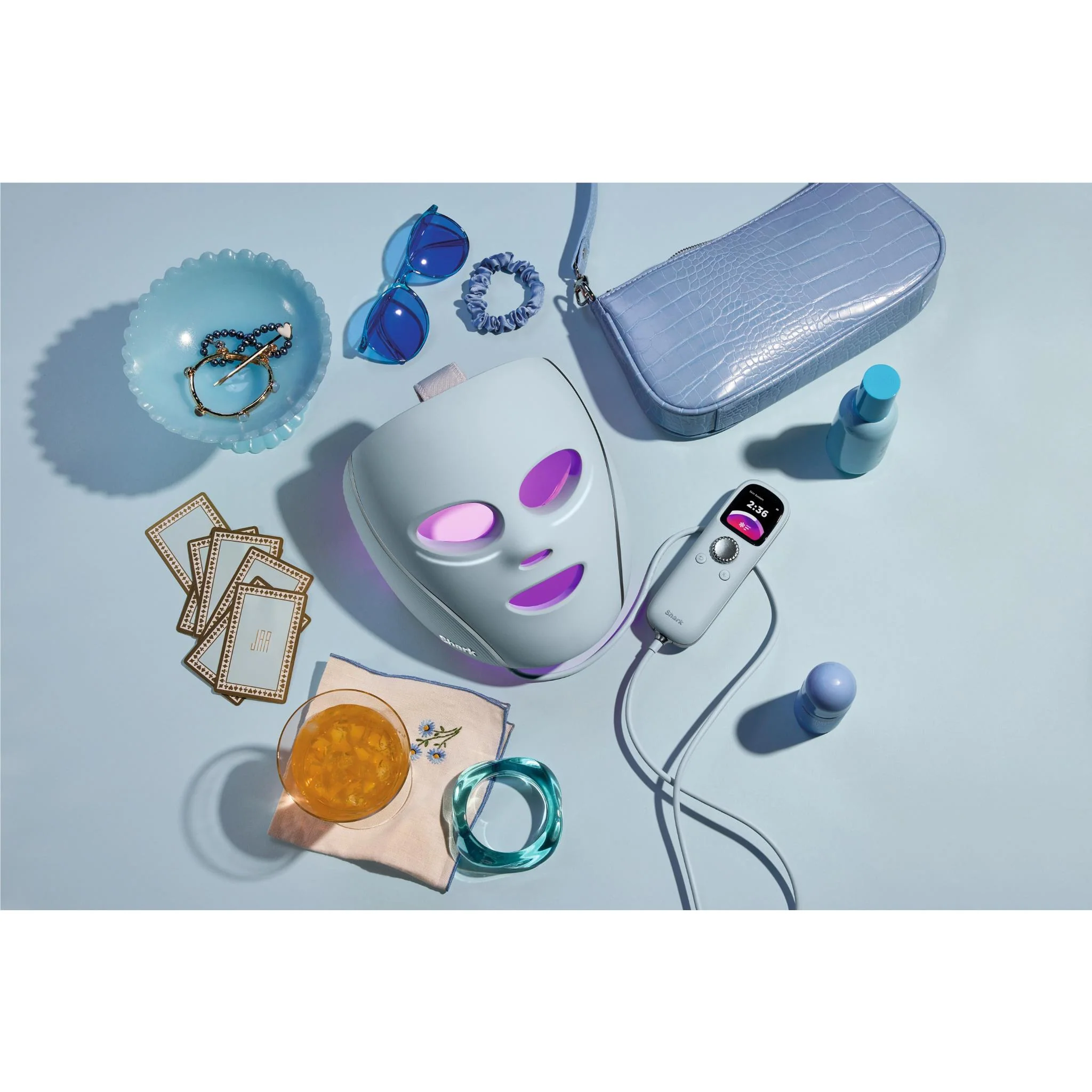 Shark™ CryoGlow™ Cooling + LED Face Mask (Blue Frost) - Image 10