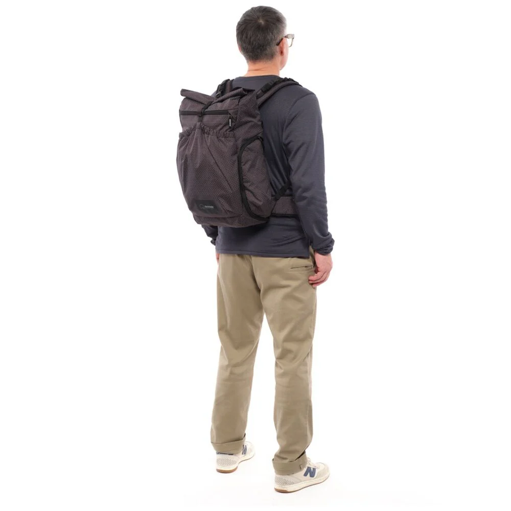 Shimoda Side Lite 22 Backpack Ultralight Modular Access Black/White - Image 5