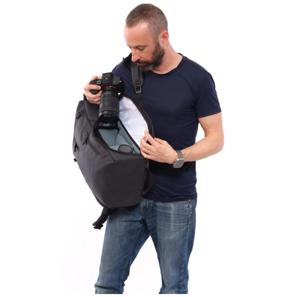 Shimoda Side Street 22 Starter Kit Urban Camera Backpack Roll-Top Anthracite - Image 5