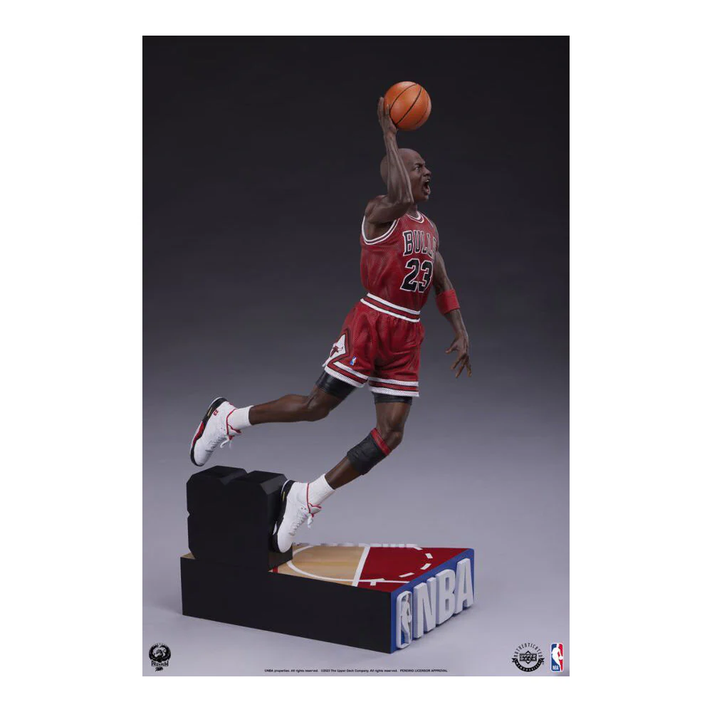 Shock Collectibles NBA 26" x8.5" Michael Jordan 1:4 Scale Statue - Image 4