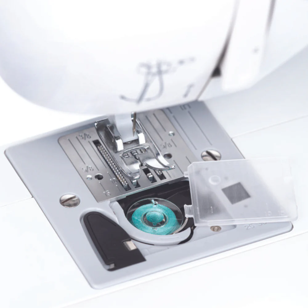 SINGER Fashion Mate 3337 Beginner Sewing Machine - Image 3