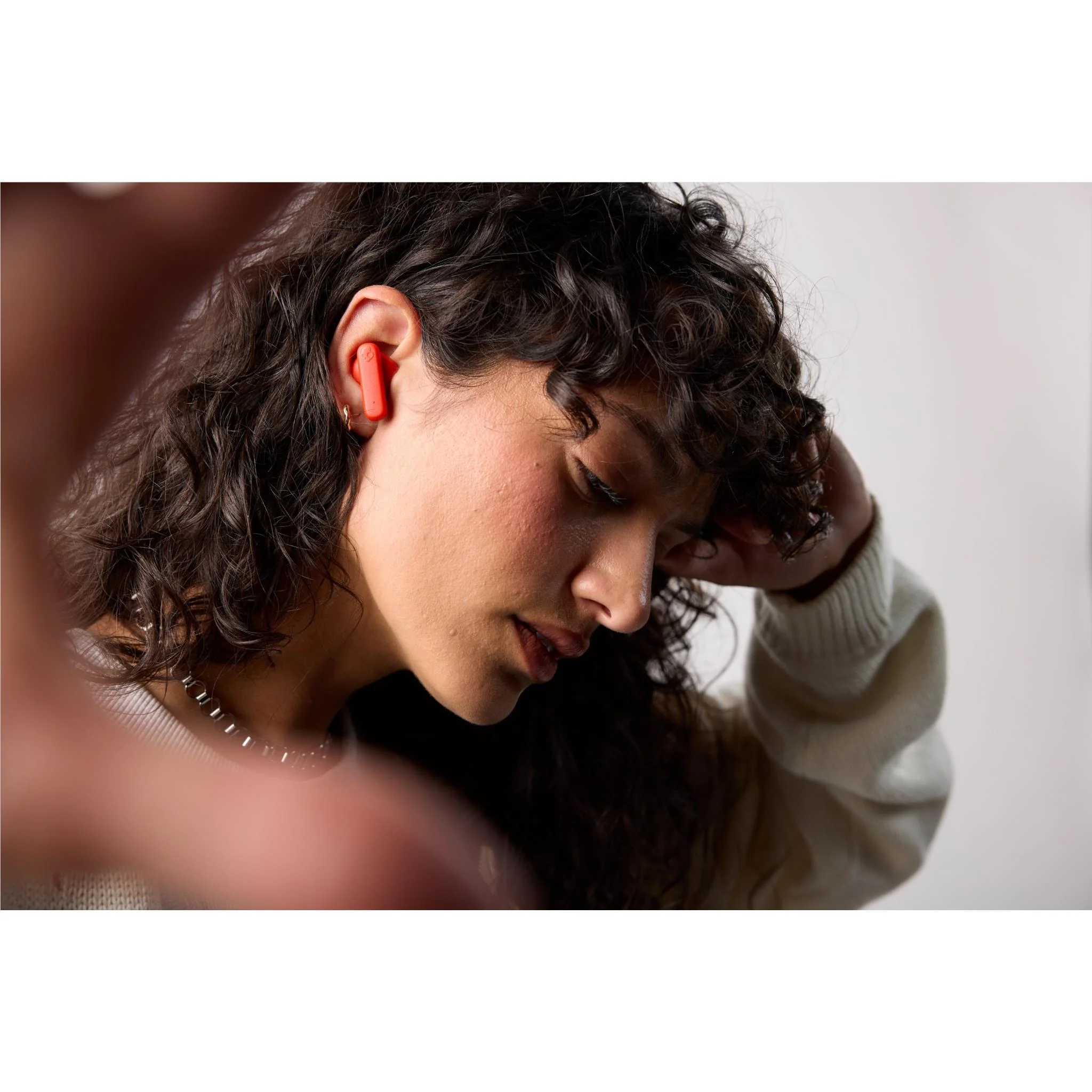 Skullcandy Smokin Buds True Wireless In-Ear Headphones (Flame) - Image 4