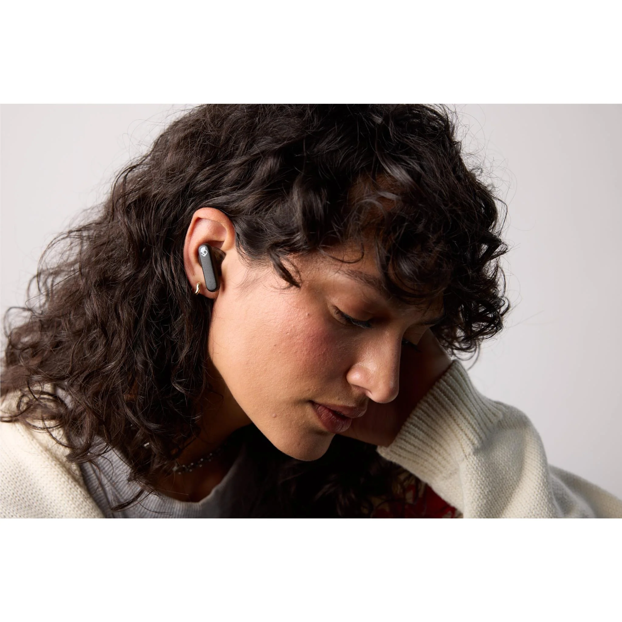 Skullcandy Smokin Buds True Wireless In-Ear Headphones (Smoke) - Image 4