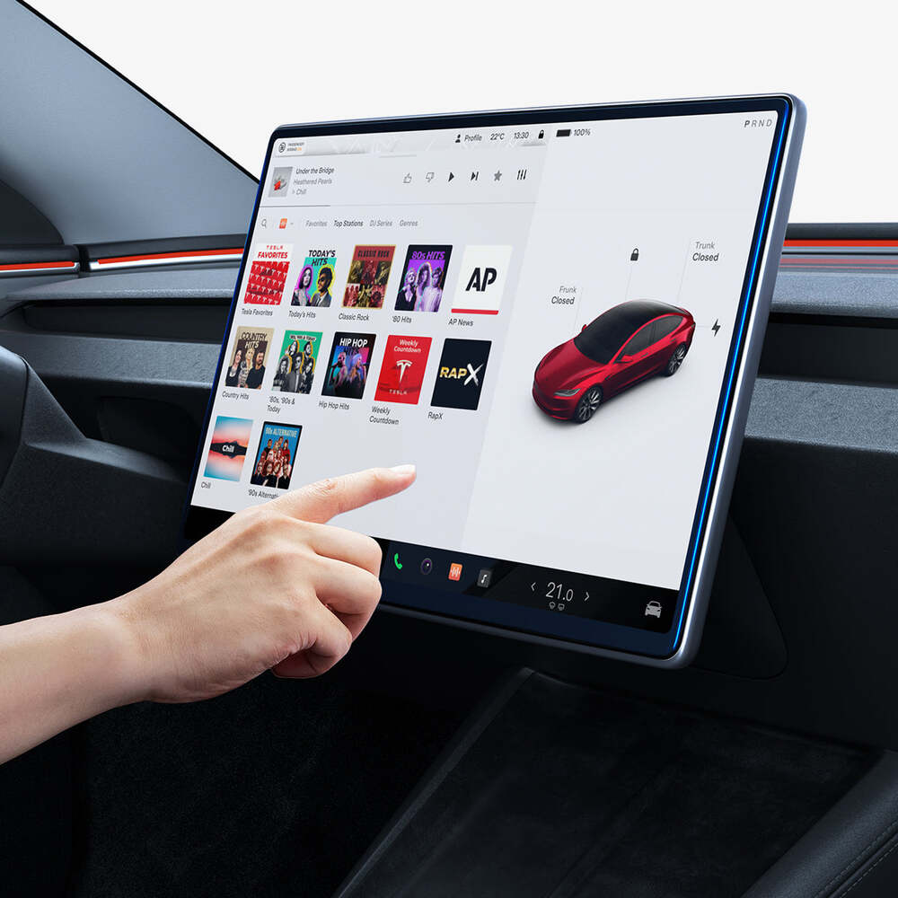 SPIGEN Tesla Model Y Juniper 2025 GLAS.tR EZ Fit Anti-Glare Glass Screen Protector 15.4" (Clear) - Image 7