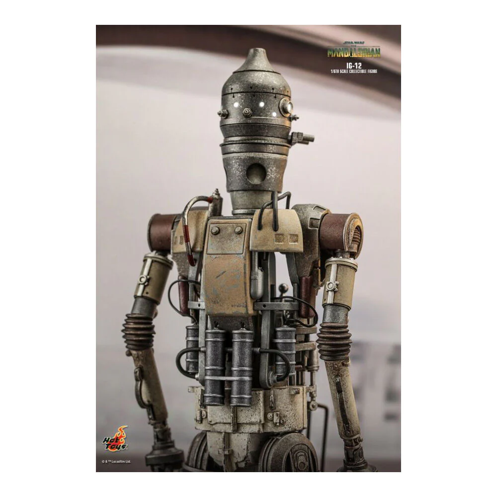 Star Wars: Mandalorian IG-12 1:6 Scale Collectable Action Figure - Image 6