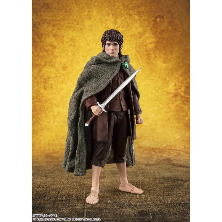 Tamashii Nations Frodo and Gollum – S.H.Figuarts LOTR - Image 4