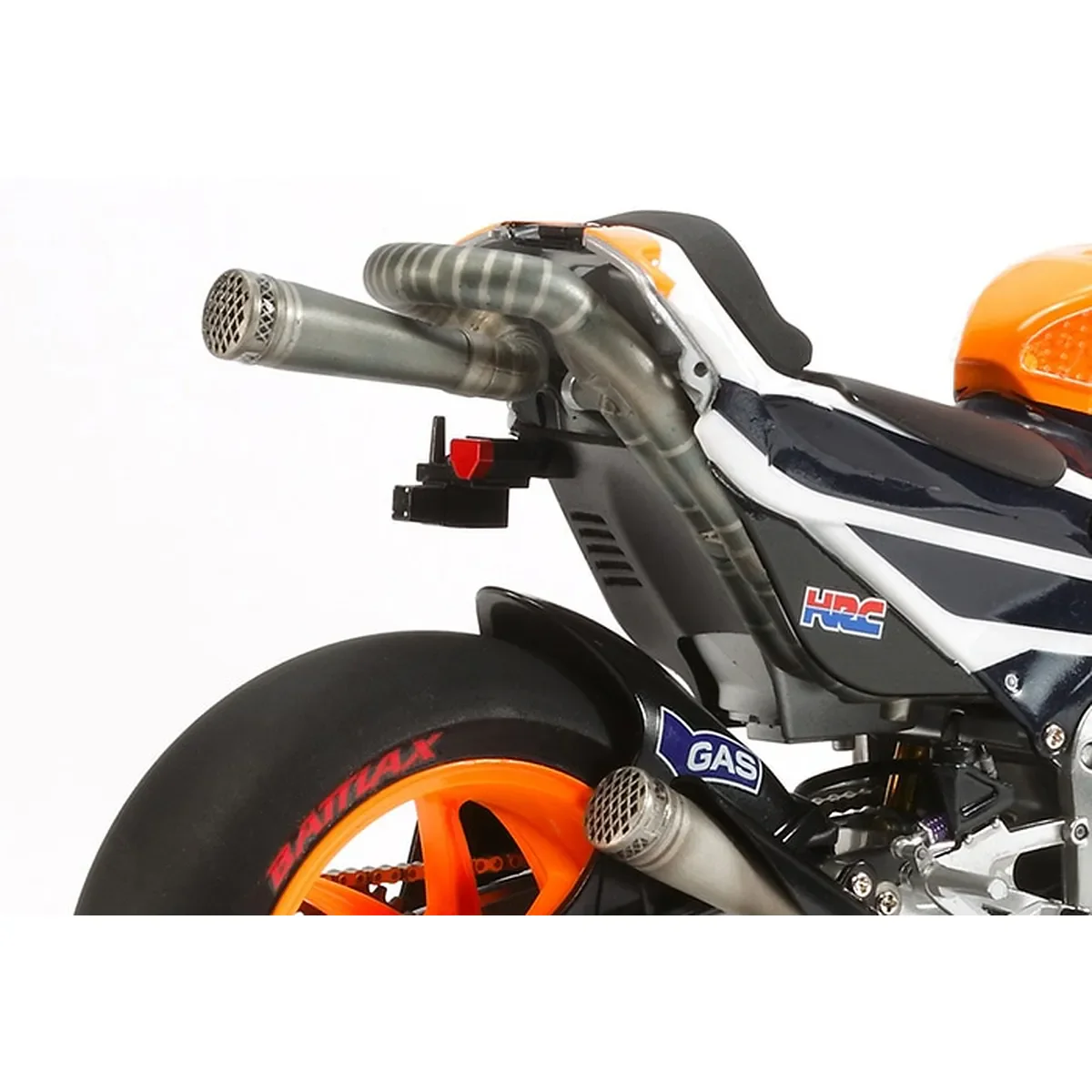 Tamiya 1/12 Repsol Honda RC212V 14 Motorcycle Scaled Plastic Model Kit - Image 8