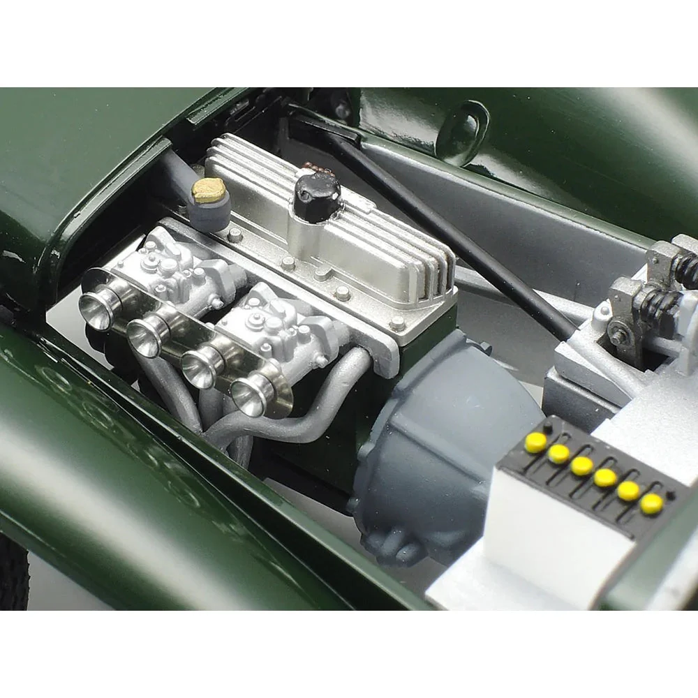 Tamiya 1/24 Lotus Super 7 Series II - Image 4