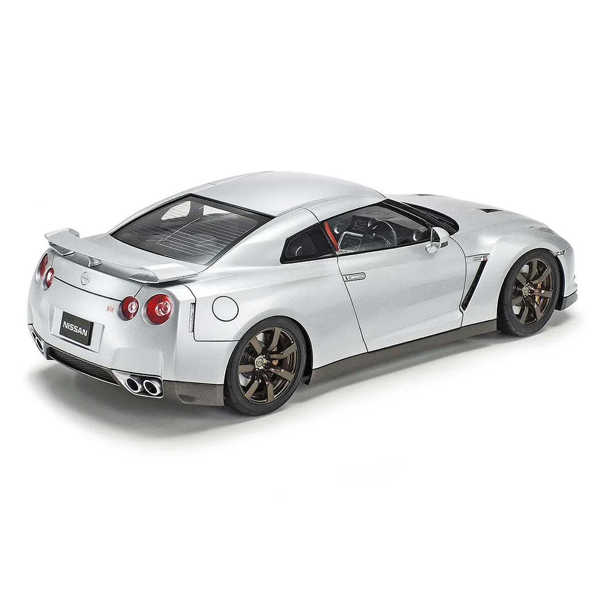 Tamiya 1/24 Nissan R35 GT-R Scaled Plastic Model Kit - Image 3