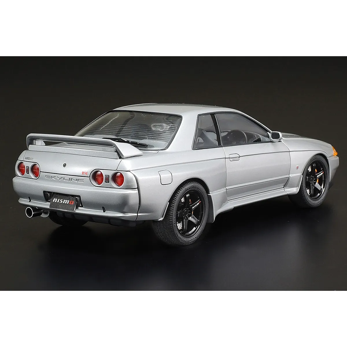 Tamiya 1/24 Nissan Skyline GT-R (R32) NISMO-Custom Scaled Plastic Model Kit - Image 3