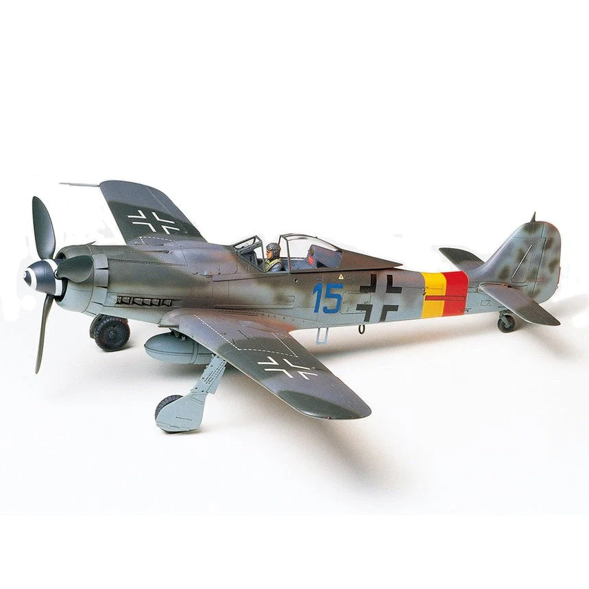 Tamiya 1/48 FockeWulf Fw 190 D9 - Image 2