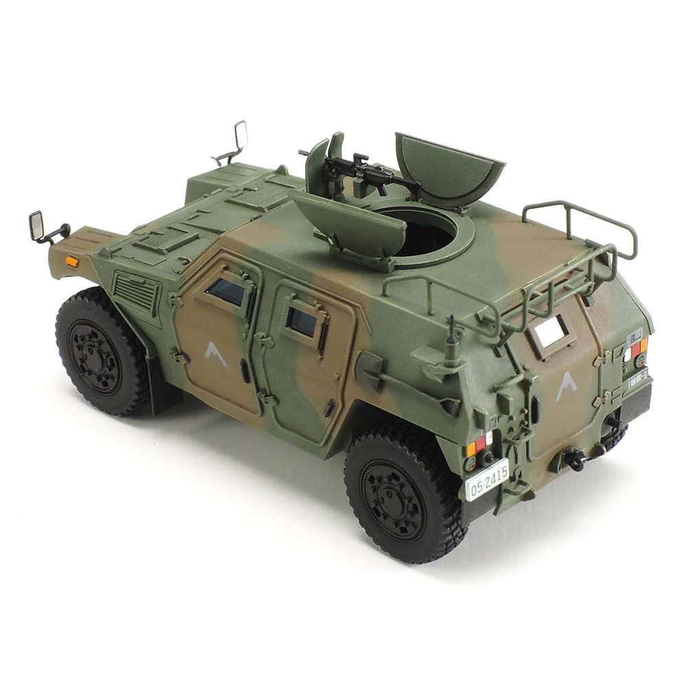 Tamiya 1/48 JGSDF Light Armored Vehicle - Image 4