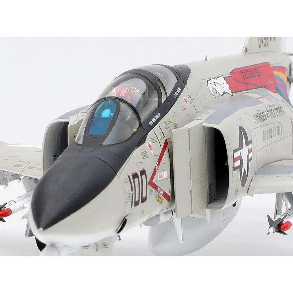 Tamiya 1/48 McDonnell Douglas(TM) F4B Phantom II(TM) - Image 4