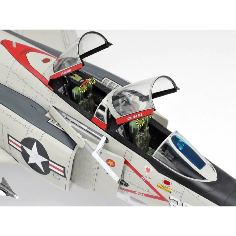 Tamiya 1/48 McDonnell Douglas(TM) F4B Phantom II(TM) - Image 5