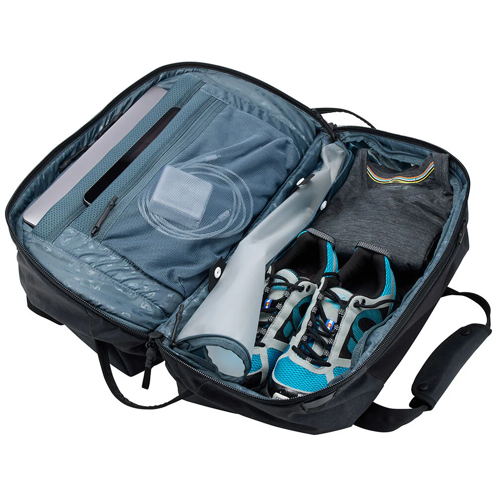 THULE Aion Travel Gym Wet Gear Duffel Bag with Laptop Compartment 35L Black - Image 8