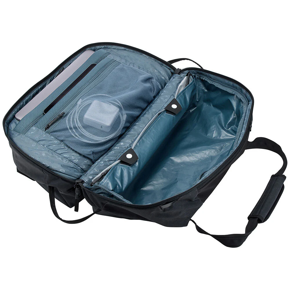THULE Aion Travel Gym Wet Gear Duffel Bag with Laptop Compartment 35L Black - Image 9