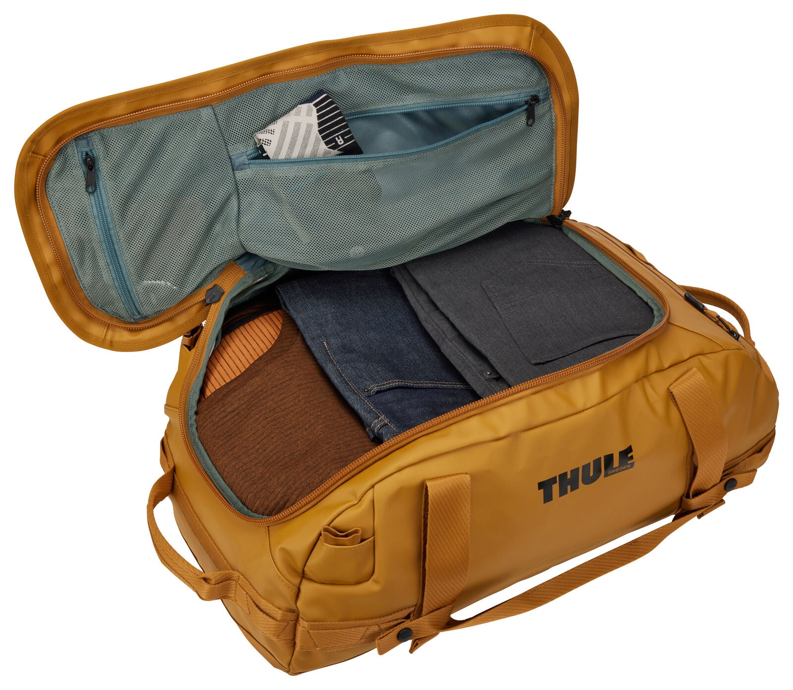 Thule Chasm Convertible Backpack Duffle 40L (Golden) - Image 5