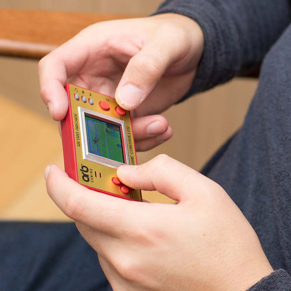 Thumbs Up Retro Pocket Games 1.0 Portable Handheld Console with 1.8in Screen - Image 6