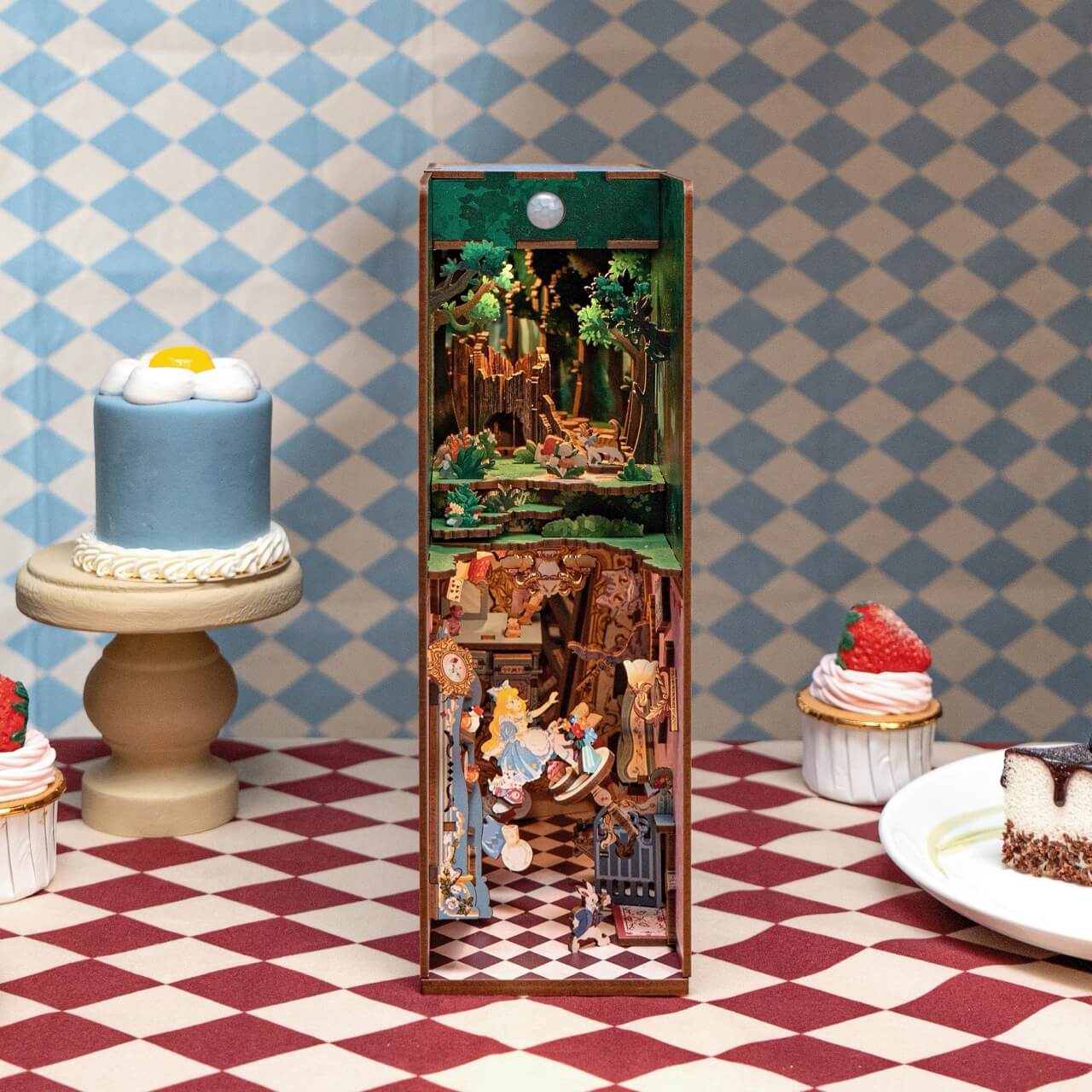 Tonecheer Alice In Wonderland Book Nook Kit - Image 5