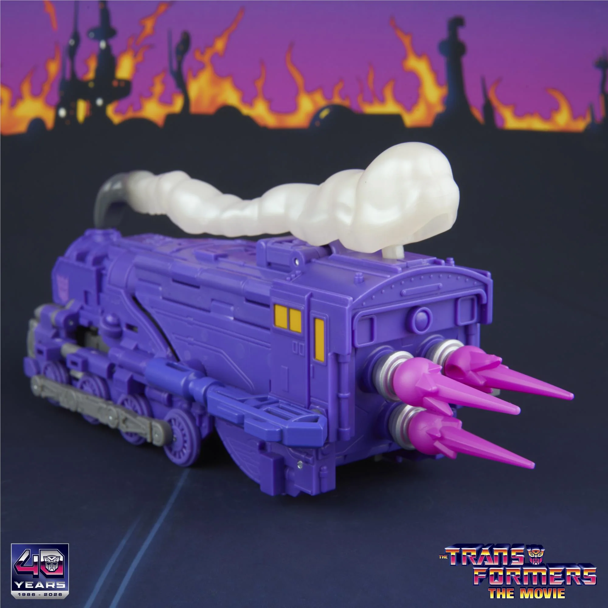 Transformers - Studio Series: Transformers: The Movie - Astrotrain Figure - Image 16
