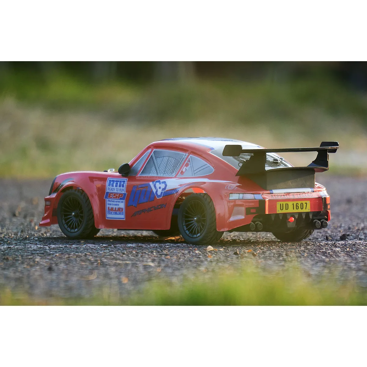 UDI Amphicyon RC Drift Car Electric 4WD 1/16 Scale RTR (Red) - Image 8