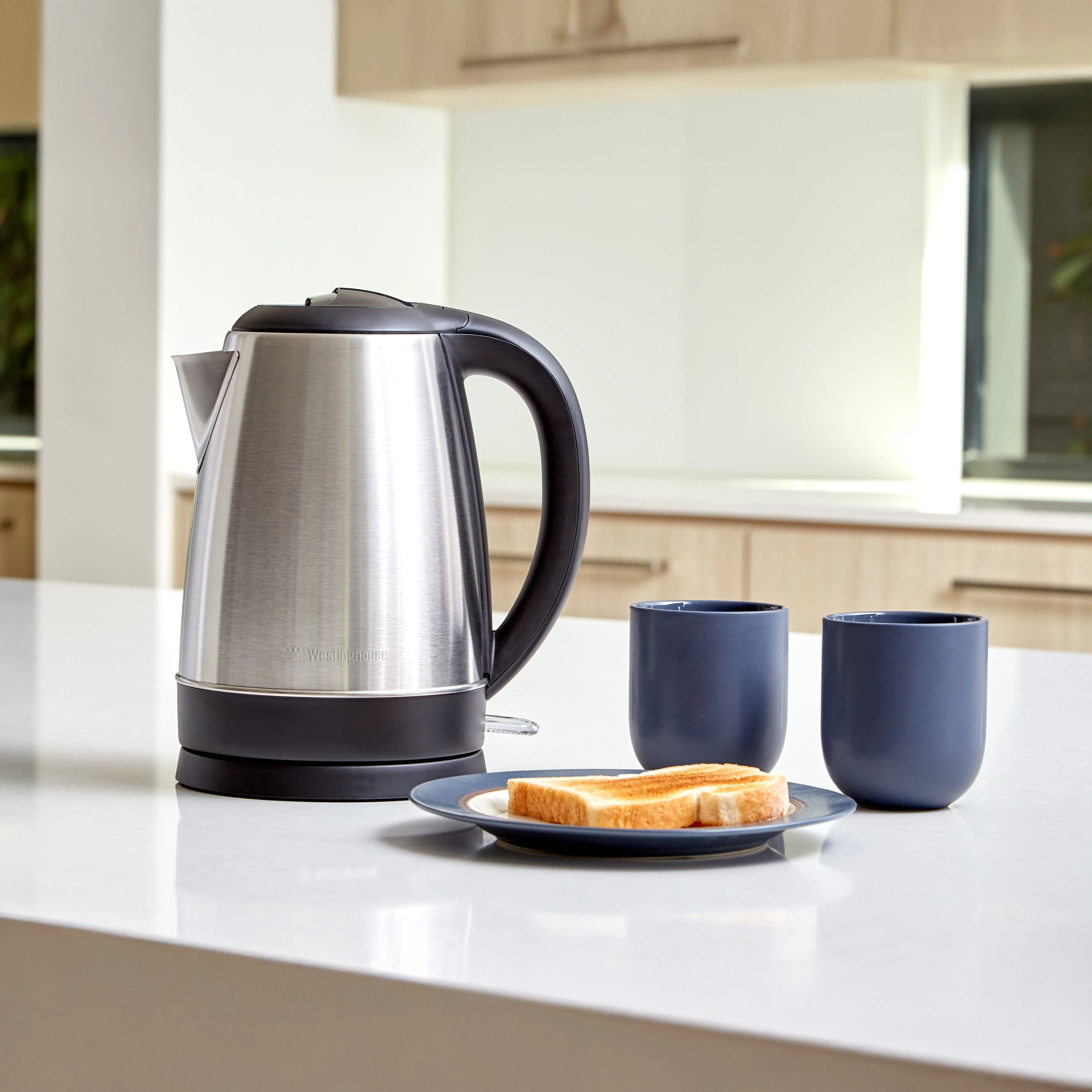 Westinghouse WHKE06SS 1.7 L Stainless Steel Electric Kettle - Image 3